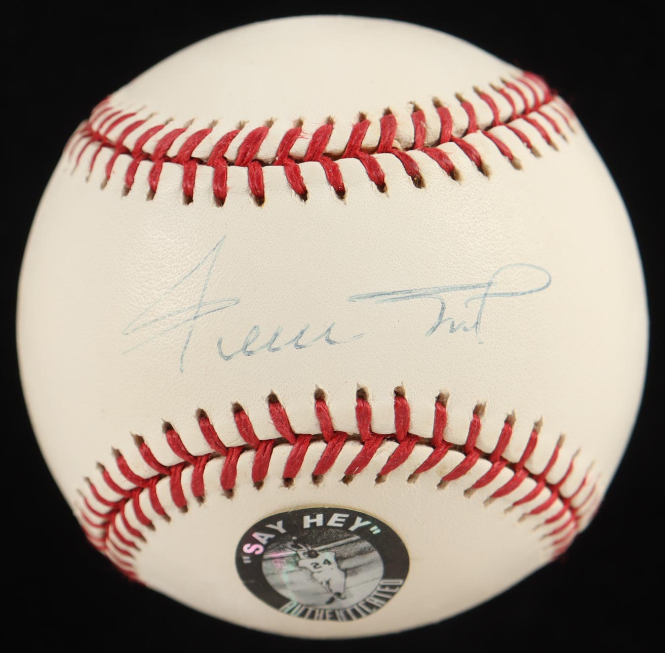 Willie Mays Signed OML Baseball with Display Case (PSA & Say Hey) at PristineAuction.com Willie Mays Signed OML Baseball with Display Case (PSA & Say Hey) at PristineAuction.com