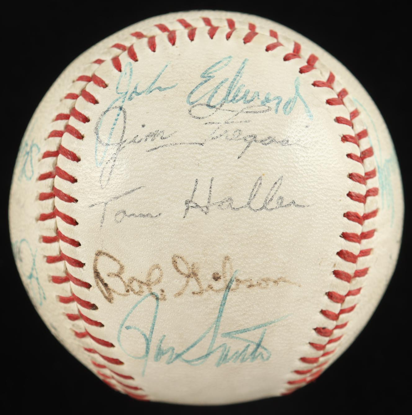 MLB Hall of Famers and Stars | OASB Signed by (17) with Bob Gibson, Ron Santo, Hector Torres in Display Case (Beckett) at PristineAuction.com MLB Hall of Famers and Stars | OASB Signed by (17) with Bob Gibson, Ron Santo, Hector Torres in Display Case (Beckett) at PristineAuction.com