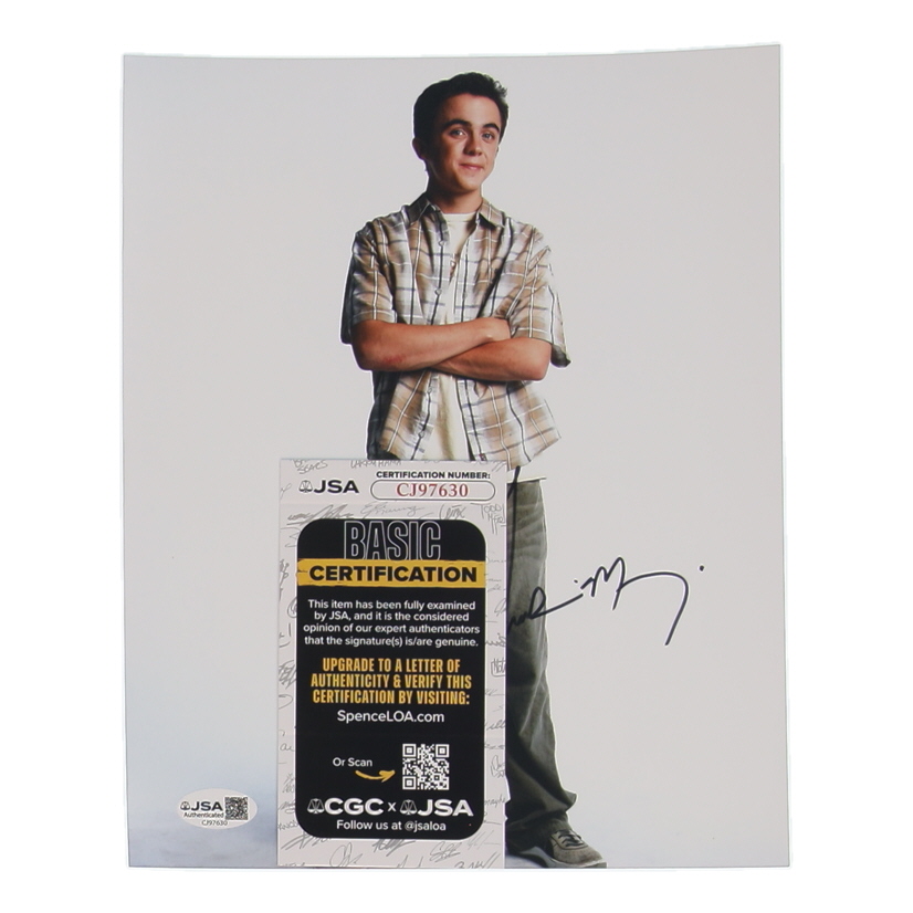 Frankie Muniz Signed "Malcolm In the Middle" 8x10 Photo (JSA) at PristineAuction.com Frankie Muniz Signed "Malcolm In the Middle" 8x10 Photo (JSA) at PristineAuction.com