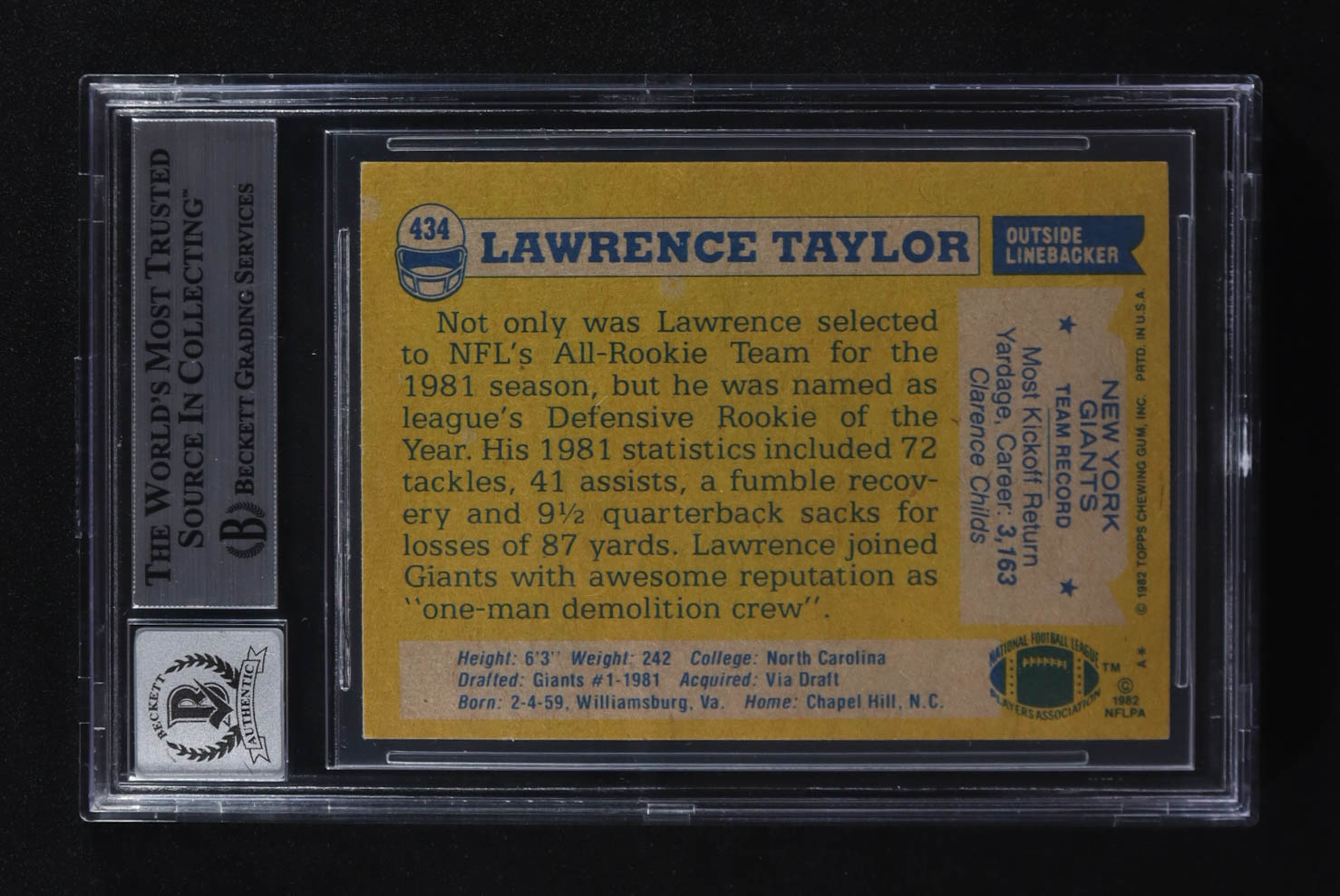 Lawrence Taylor Signed 1982 Topps #434 RC (Beckett | Auto Grade BGS 10) at PristineAuction.com Lawrence Taylor Signed 1982 Topps #434 RC (Beckett | Auto Grade BGS 10) at PristineAuction.com