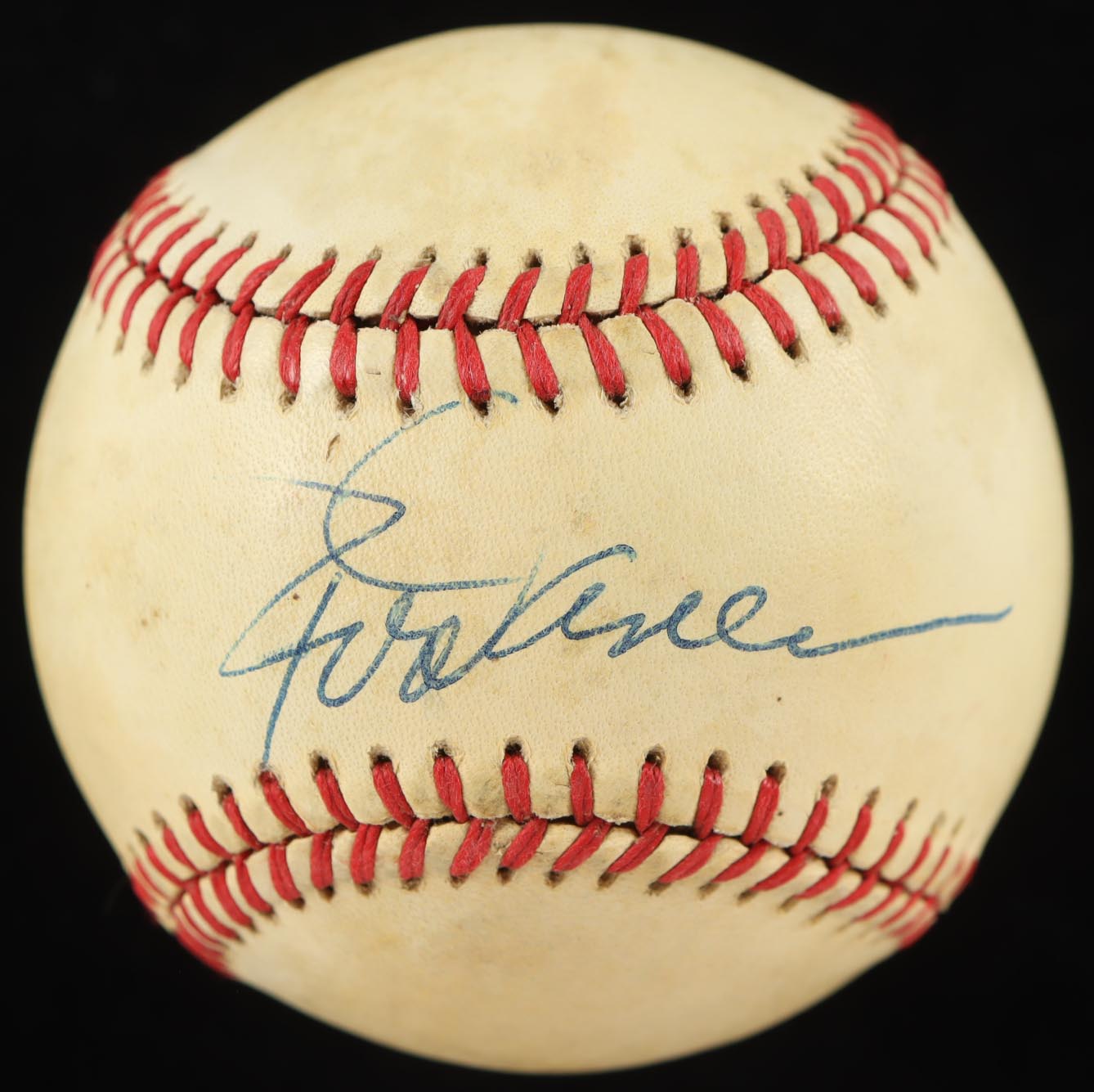 Rod Carew Signed OAL Baseball in Display Case (JSA) at PristineAuction.com Rod Carew Signed OAL Baseball in Display Case (JSA) at PristineAuction.com