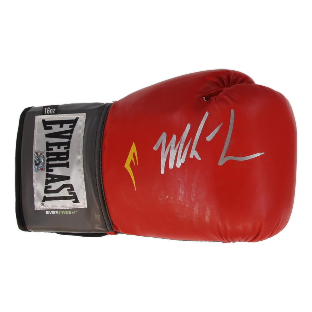 Mike Tyson Signed Everlast Boxing Glove (Tyson) at PristineAuction.com