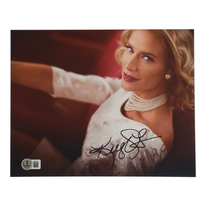 Kelly Lynch Signed 8x10 Photo (Beckett) at PristineAuction.com Kelly Lynch Signed 8x10 Photo (Beckett) at PristineAuction.com