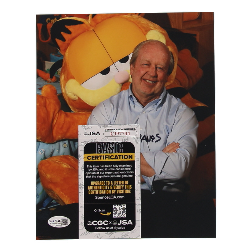Jim Davis Signed "Garfield" 8x10 Photo (JSA) at PristineAuction.com Jim Davis Signed "Garfield" 8x10 Photo (JSA) at PristineAuction.com