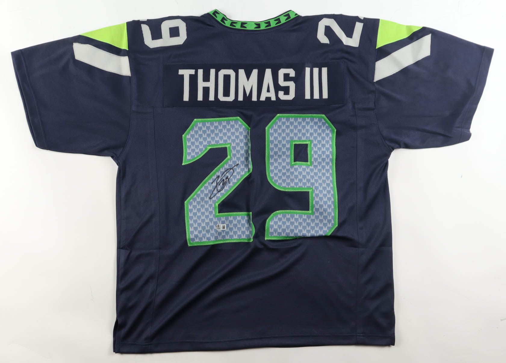 Earl Thomas III Signed Jersey (Beckett) at PristineAuction.com Earl Thomas III Signed Jersey (Beckett) at PristineAuction.com