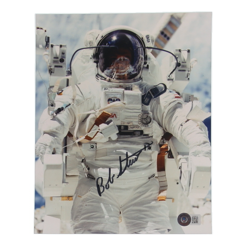 Robert L. Stewart Signed 8x10 Photo (Beckett) at PristineAuction.com Robert L. Stewart Signed 8x10 Photo (Beckett) at PristineAuction.com