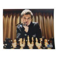 Magnus Carlsen Signed 8x10 Photo (Beckett) at PristineAuction.com