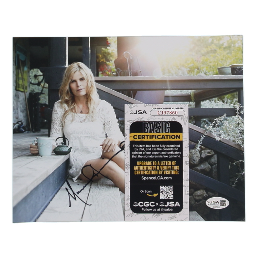 Mariel Hemingway Signed 8x10 Photo (JSA) at PristineAuction.com Mariel Hemingway Signed 8x10 Photo (JSA) at PristineAuction.com