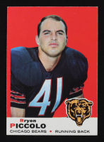 Brian Piccolo 1969 Topps #26 UER RC at PristineAuction.com