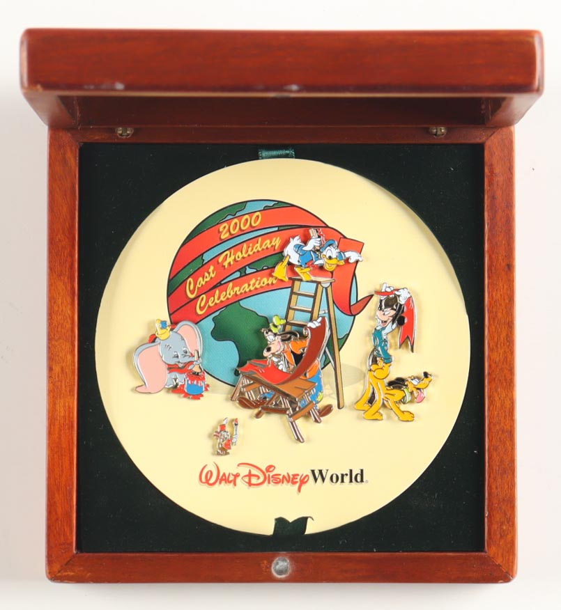 2000 Disney World "Cast Holiday Celebration" Member Only Pin Set of (5) with Original Box at PristineAuction.com 2000 Disney World "Cast Holiday Celebration" Member Only Pin Set of (5) with Original Box at PristineAuction.com