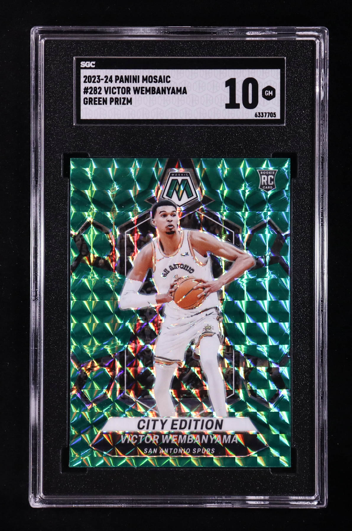 Victor Wembanyama 2023-24 Panini Mosaic Mosaic Green #282 RC / City Edition (SGC 10) at PristineAuction.com Victor Wembanyama 2023-24 Panini Mosaic Mosaic Green #282 RC / City Edition (SGC 10) at PristineAuction.com