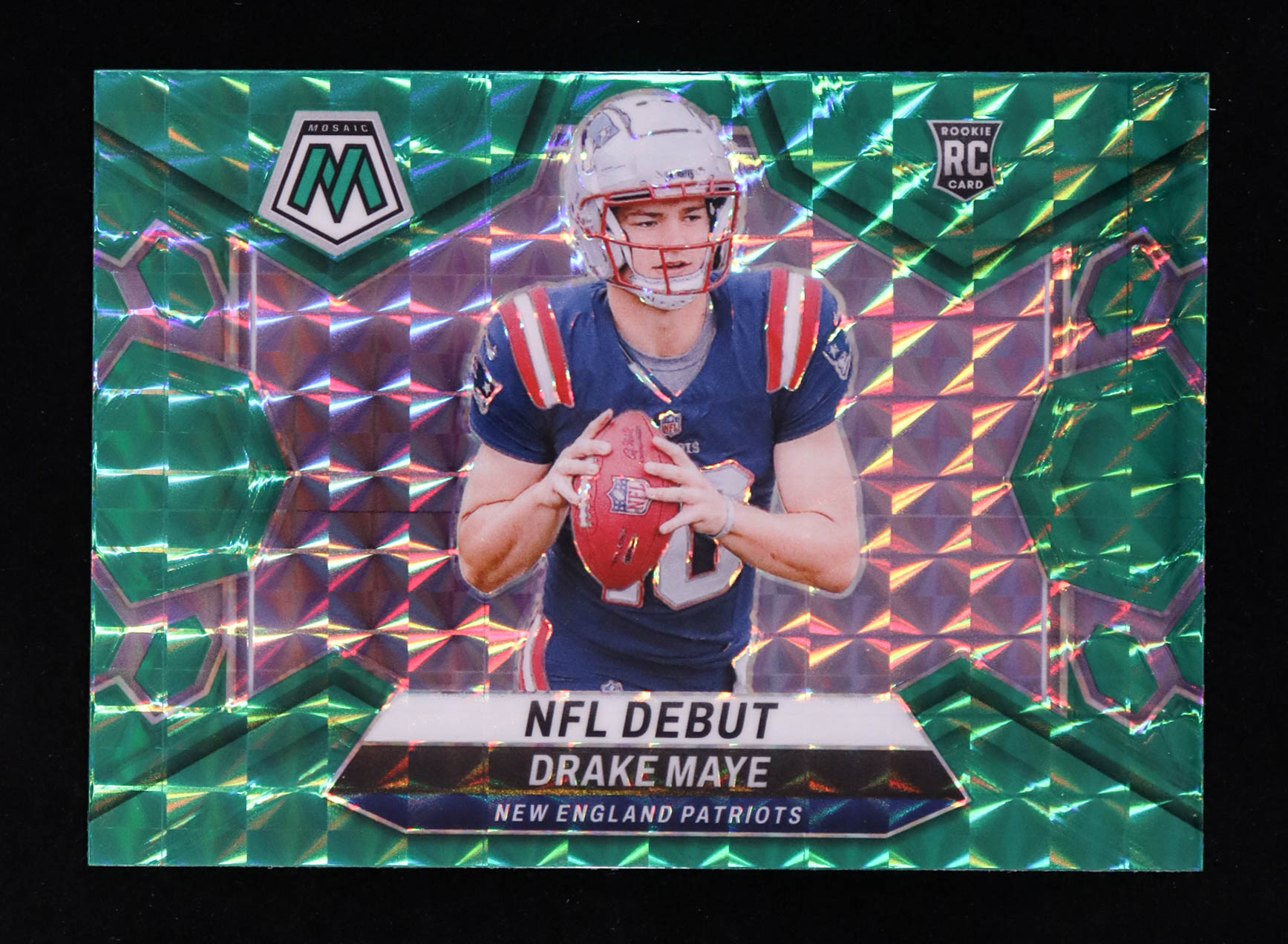 Drake Maye 2024 Panini Mosaic Mosaic Green #273 DEB RC at PristineAuction.com Drake Maye 2024 Panini Mosaic Mosaic Green #273 DEB RC at PristineAuction.com