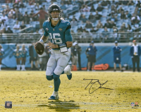 Trevor Lawrence Signed Jaguars 16x20 Photo (Fanatics) at PristineAuction.com