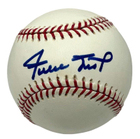 Willie Mays Signed OML Baseball (Beckett) at PristineAuction.com