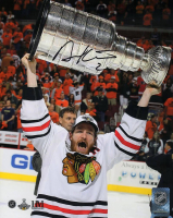 Duncan Keith Signed Blackhawks 8x10 Photo (Schwartz) at PristineAuction.com