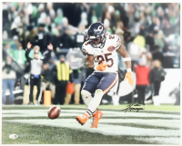 Kyle Monangai Signed Bears 16x20 Photo (JSA) at PristineAuction.com
