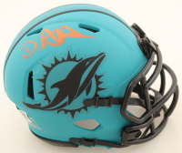 De'Von Achane Signed Dolphins Rave Alternate Speed Mini Helmet (Beckett) at PristineAuction.com