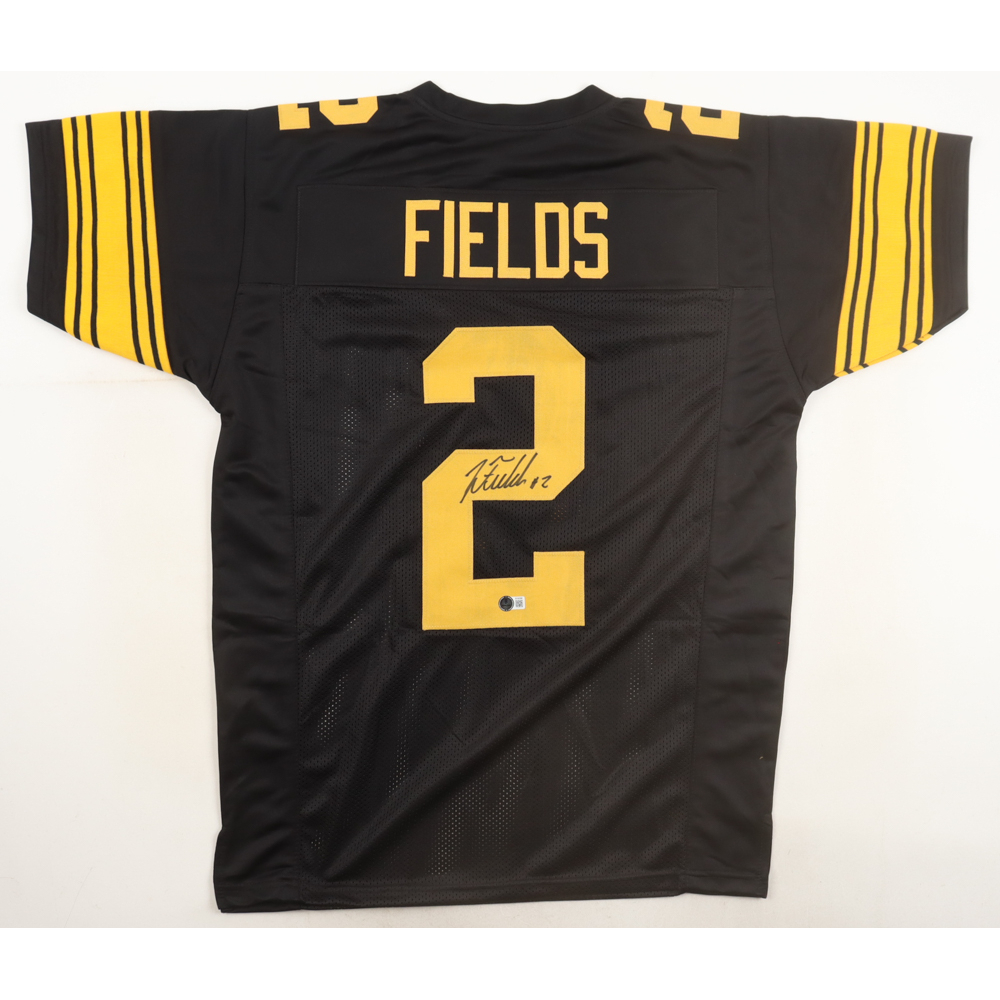 Justin Fields Signed Jersey (Beckett) at PristineAuction.com