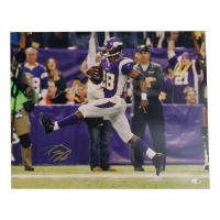 Adrian Peterson Signed Vikings 16x20 Photo (JSA) at PristineAuction.com