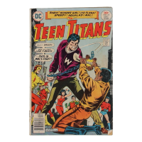 1976 "Teen Titans" Issue #45 D.C. Comic Book at PristineAuction.com