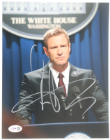 Aaron Eckhart Signed "Olympus Has Fallen" 8x10 Photo (JSA) at PristineAuction.com