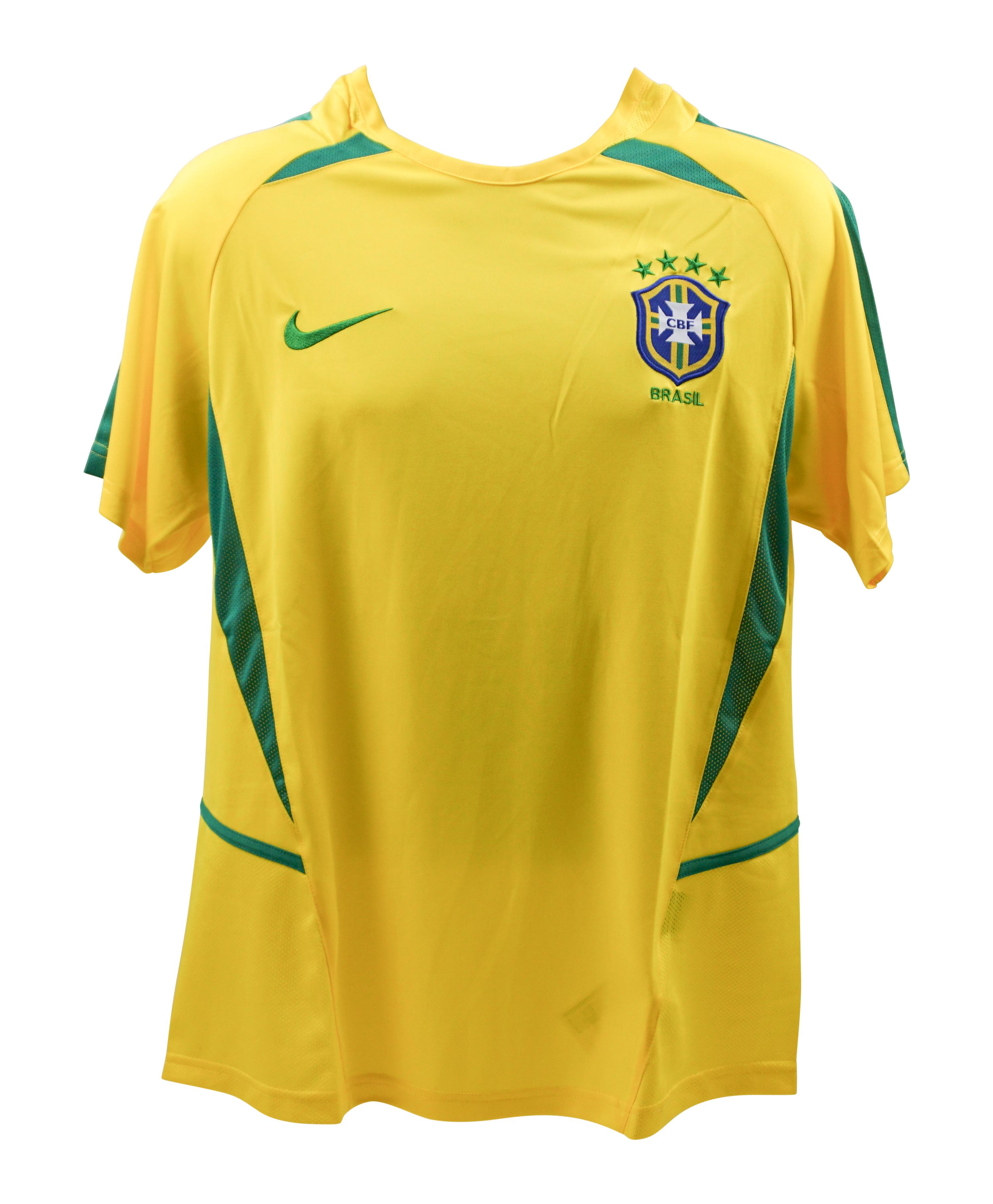 Kaka Signed Brazil National Team Nike Authentic Jersey (Beckett) at PristineAuction.com Kaka Signed Brazil National Team Nike Authentic Jersey (Beckett) at PristineAuction.com