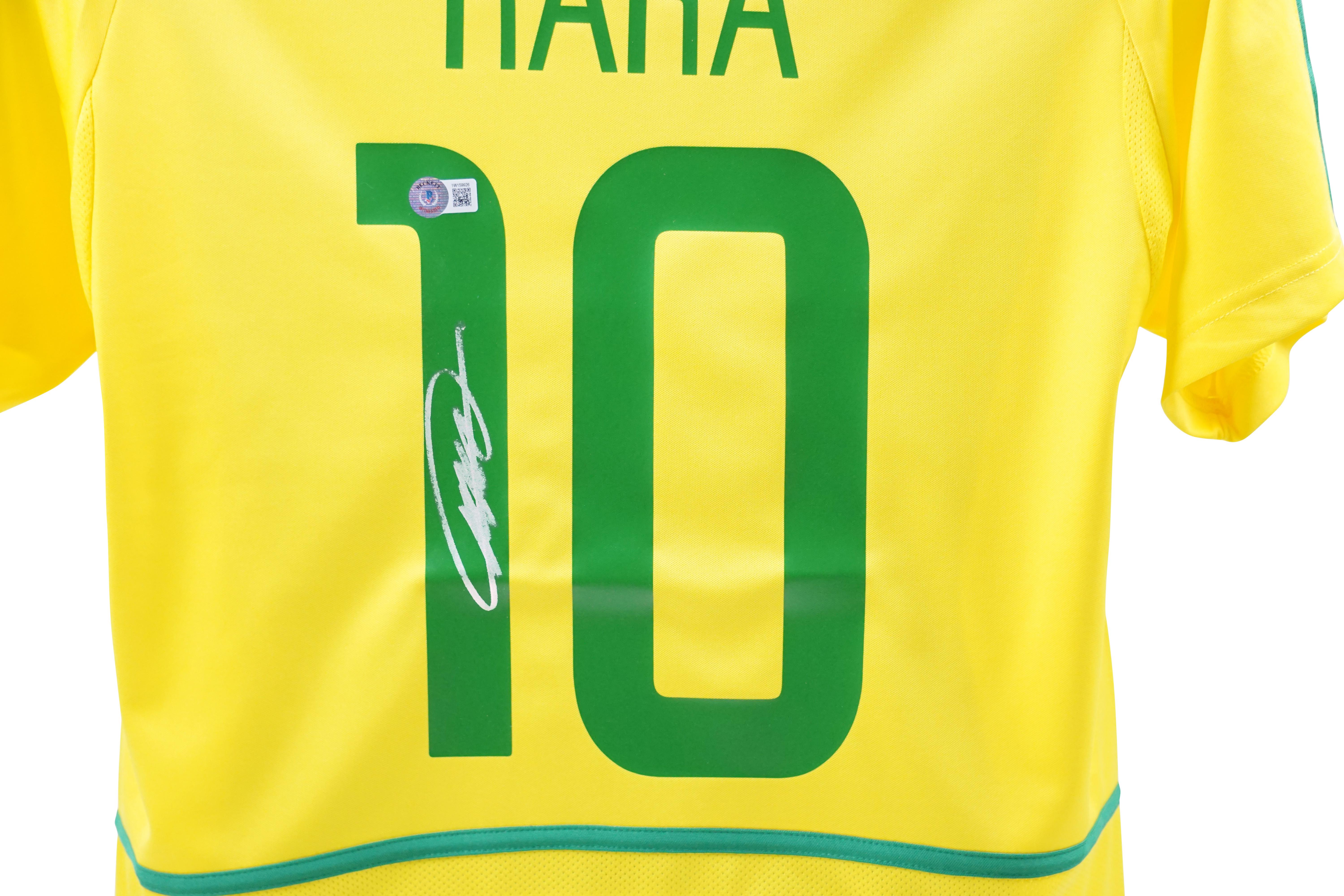 Kaka Signed Brazil National Team Nike Authentic Jersey (Beckett) at PristineAuction.com Kaka Signed Brazil National Team Nike Authentic Jersey (Beckett) at PristineAuction.com