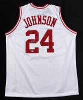 Joe Johnson Signed Jersey (Beckett) at PristineAuction.com