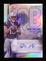 Drake Maye 2024 Topps Rookie Class Chrome Autographs Variations Refractors RC at PristineAuction.com