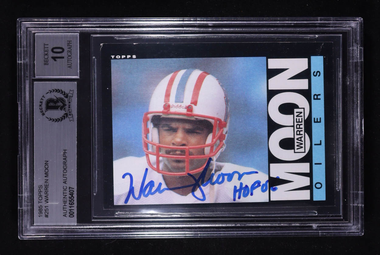 Warren Moon Signed 1985 Topps #251 RC Inscribed "HOF 06" (BGS Encapsulated) at PristineAuction.com Warren Moon Signed 1985 Topps #251 RC Inscribed "HOF 06" (BGS Encapsulated) at PristineAuction.com