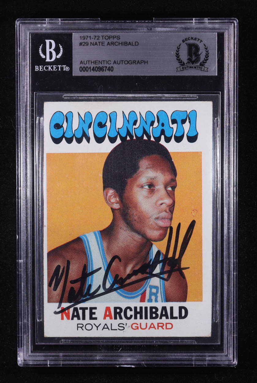 Nate Archibald Signed 1971-72 Topps #29 RC (BGS Encapsulated) at PristineAuction.com Nate Archibald Signed 1971-72 Topps #29 RC (BGS Encapsulated) at PristineAuction.com