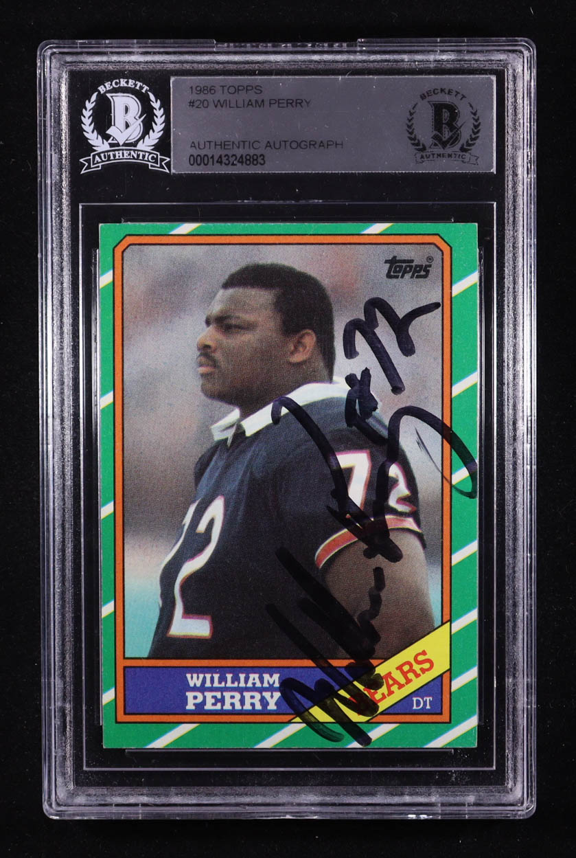 William Perry Signed 1986 Topps #20 RC (BGS Encapsulated) at PristineAuction.com William Perry Signed 1986 Topps #20 RC (BGS Encapsulated) at PristineAuction.com