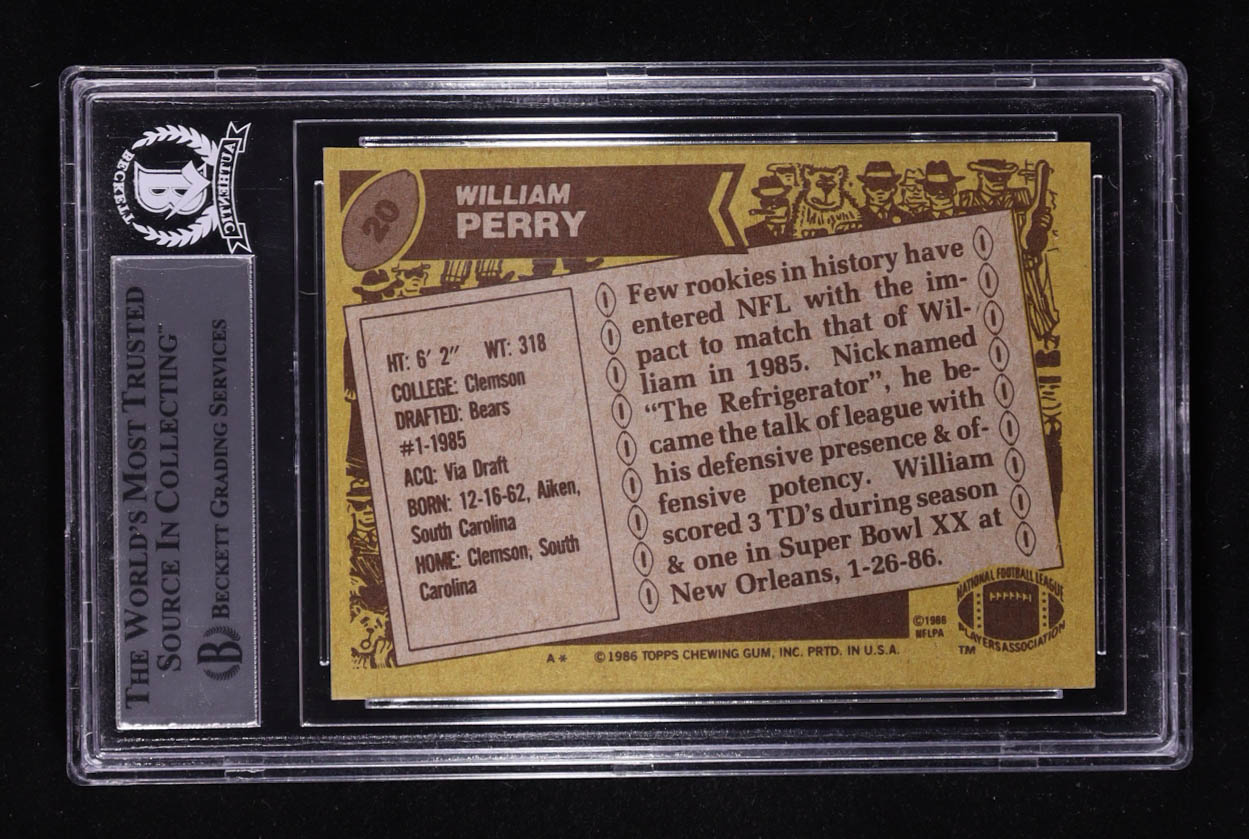 William Perry Signed 1986 Topps #20 RC (BGS Encapsulated) at PristineAuction.com William Perry Signed 1986 Topps #20 RC (BGS Encapsulated) at PristineAuction.com
