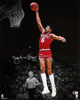 Julius "Dr. J" Erving Signed 76ers 16x20 Photo (Beckett) at PristineAuction.com