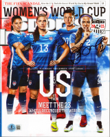 Sydney Leroux Signed 2015 "Sports Illustrated" Magazine (Beckett) at PristineAuction.com