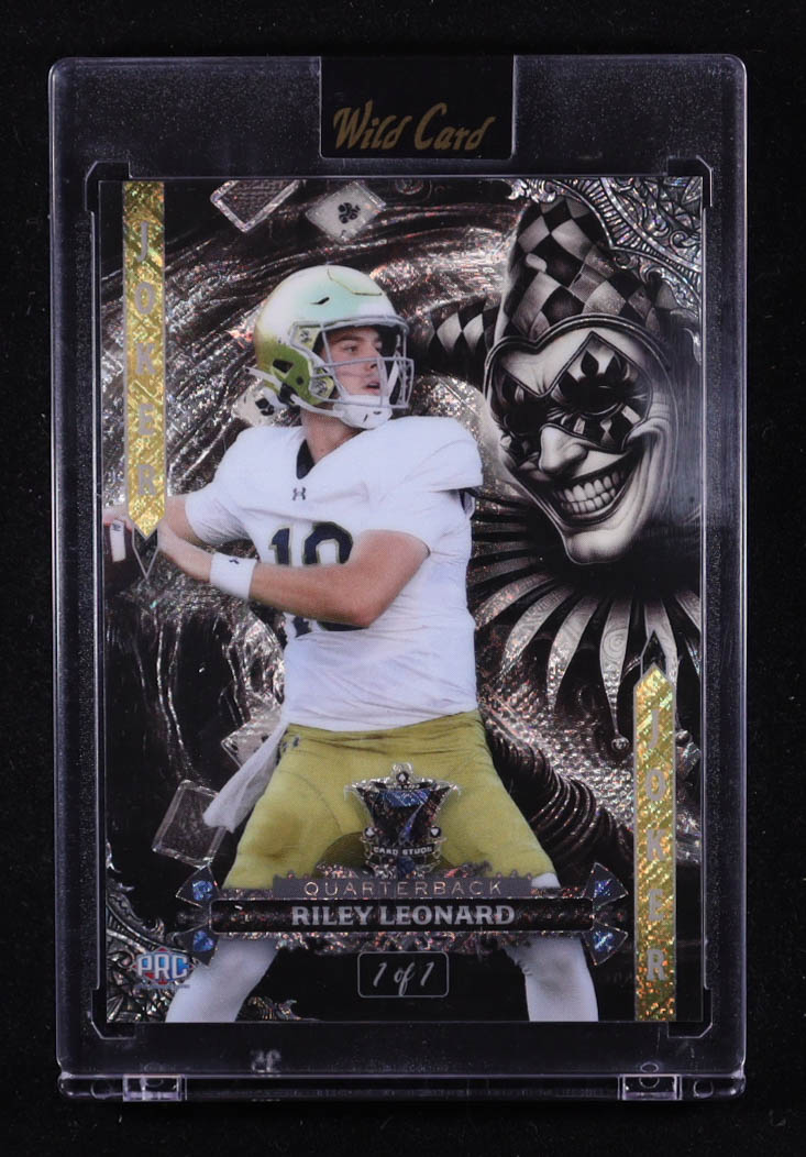 Riley Leonard 2024 Wild Card 7 Card Studs Joker #7JW-RL RC #1/1 at PristineAuction.com Riley Leonard 2024 Wild Card 7 Card Studs Joker #7JW-RL RC #1/1 at PristineAuction.com