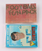 1971 Topps Football Card Fun Pack with (10) Cards at PristineAuction.com
