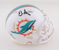 De'Von Achane Signed Dolphins Speed Mini Helmet (Beckett) at PristineAuction.com