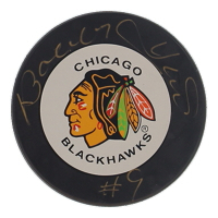 Bobby Hull Signed Blackhawks Logo Hockey Puck (Beckett) at PristineAuction.com