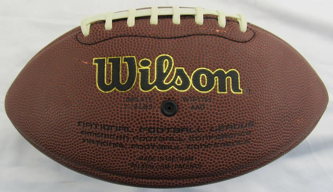 Davante Adams Signed NFL Football (Beckett) at PristineAuction.com Davante Adams Signed NFL Football (Beckett) at PristineAuction.com