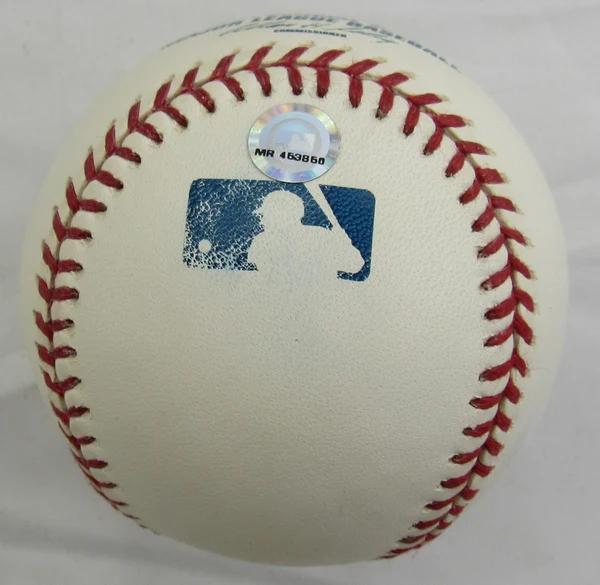Derek Jeter Signed OML Baseball (Steiner & MLB) at PristineAuction.com Derek Jeter Signed OML Baseball (Steiner & MLB) at PristineAuction.com