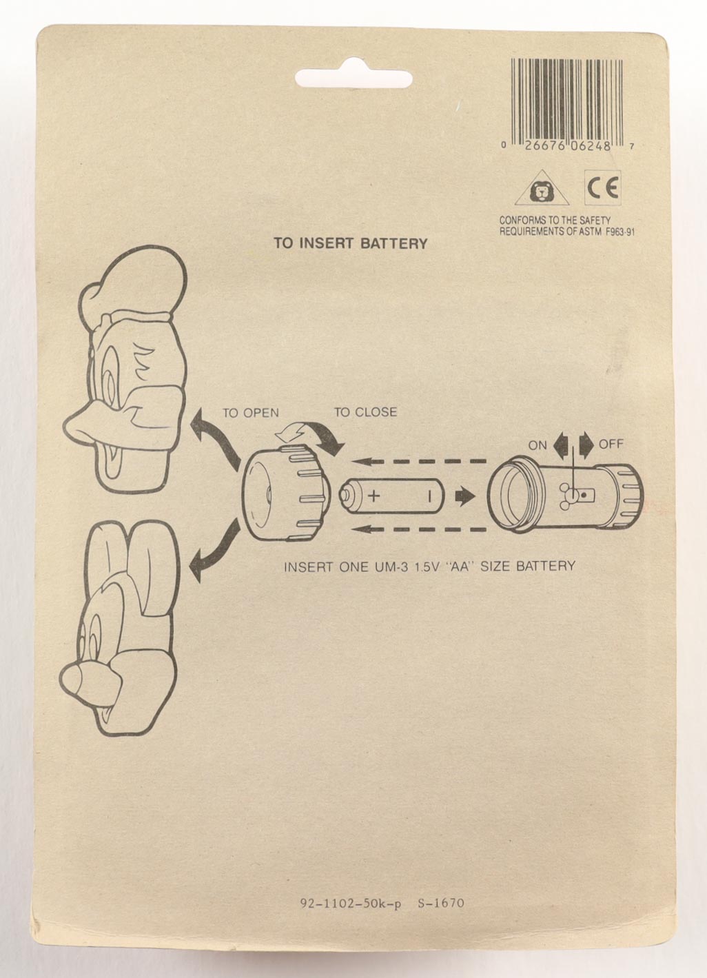 1988 Disney's "Mickey & Donald Fun Faces" Flashlight Action Figure Set at PristineAuction.com 1988 Disney's "Mickey & Donald Fun Faces" Flashlight Action Figure Set at PristineAuction.com