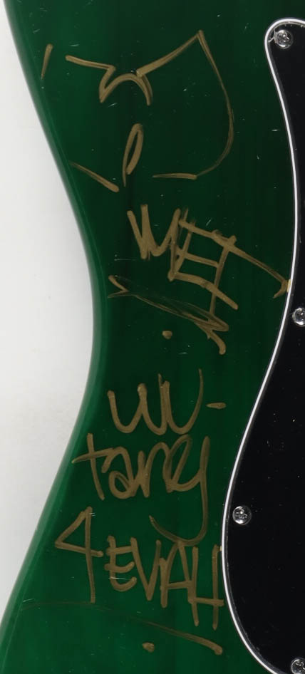 Method Man Signed Full-Size Electric Guitar Inscribed "Wu-Tang 4 Evah" (JSA) at PristineAuction.com Method Man Signed Full-Size Electric Guitar Inscribed "Wu-Tang 4 Evah" (JSA) at PristineAuction.com
