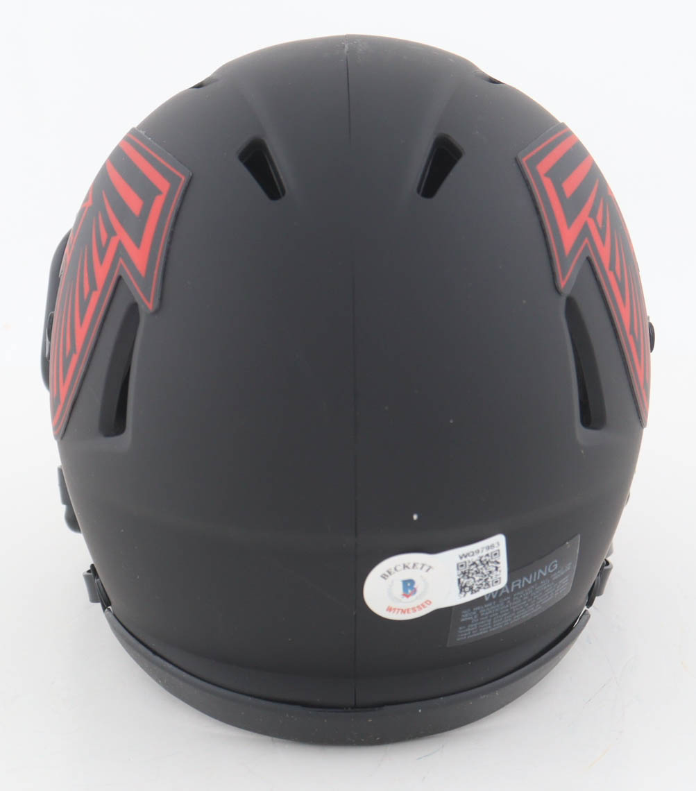 A. J. Terrell Signed Falcons Eclipse Alternate Speed Mini Helmet (Beckett) at PristineAuction.com A. J. Terrell Signed Falcons Eclipse Alternate Speed Mini Helmet (Beckett) at PristineAuction.com