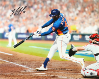 Yordan Alvarez Signed Astros 16x20 Photo (Beckett) at PristineAuction.com