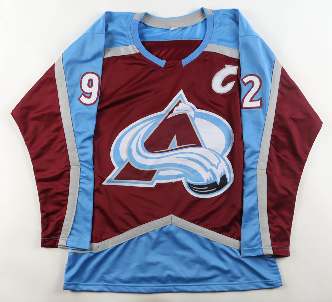 Gabriel Landeskog Signed Jersey (Beckett) at PristineAuction.com Gabriel Landeskog Signed Jersey (Beckett) at PristineAuction.com