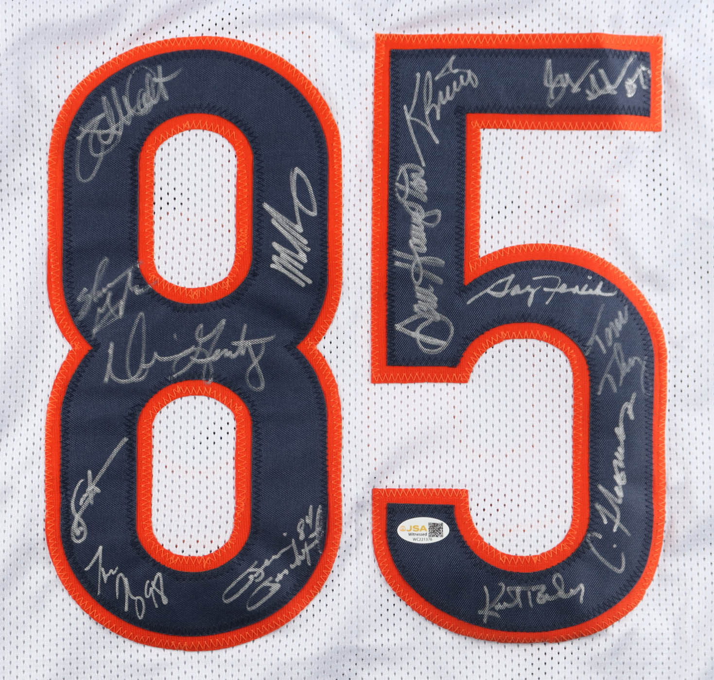 1985 Bears World Champions Highlights Jersey Team-Signed by (14) with Mike Singletary, Willlie Gault, Shaun Gayle, Stefan Humphries (JSA) at PristineAuction.com 1985 Bears World Champions Highlights Jersey Team-Signed by (14) with Mike Singletary, Willlie Gault, Shaun Gayle, Stefan Humphries (JSA) at PristineAuction.com
