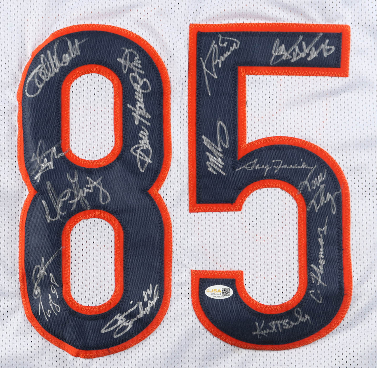 1985 Bears World Champions Highlights Jersey Team-Signed by (14) with Mike Singletary, Willlie Gault, Shaun Gayle, Stefan Humphries (JSA) at PristineAuction.com 1985 Bears World Champions Highlights Jersey Team-Signed by (14) with Mike Singletary, Willlie Gault, Shaun Gayle, Stefan Humphries (JSA) at PristineAuction.com