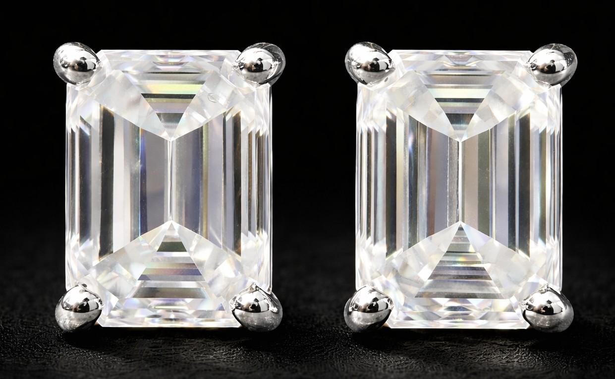 2.23 Carats Lab Grown Diamond Stud Earrings G, VS1 | $4,300 Estimated Retail Value (UGL & IGI Certs) | Brand New at PristineAuction.com 2.23 Carats Lab Grown Diamond Stud Earrings G, VS1 | $4,300 Estimated Retail Value (UGL & IGI Certs) | Brand New at PristineAuction.com