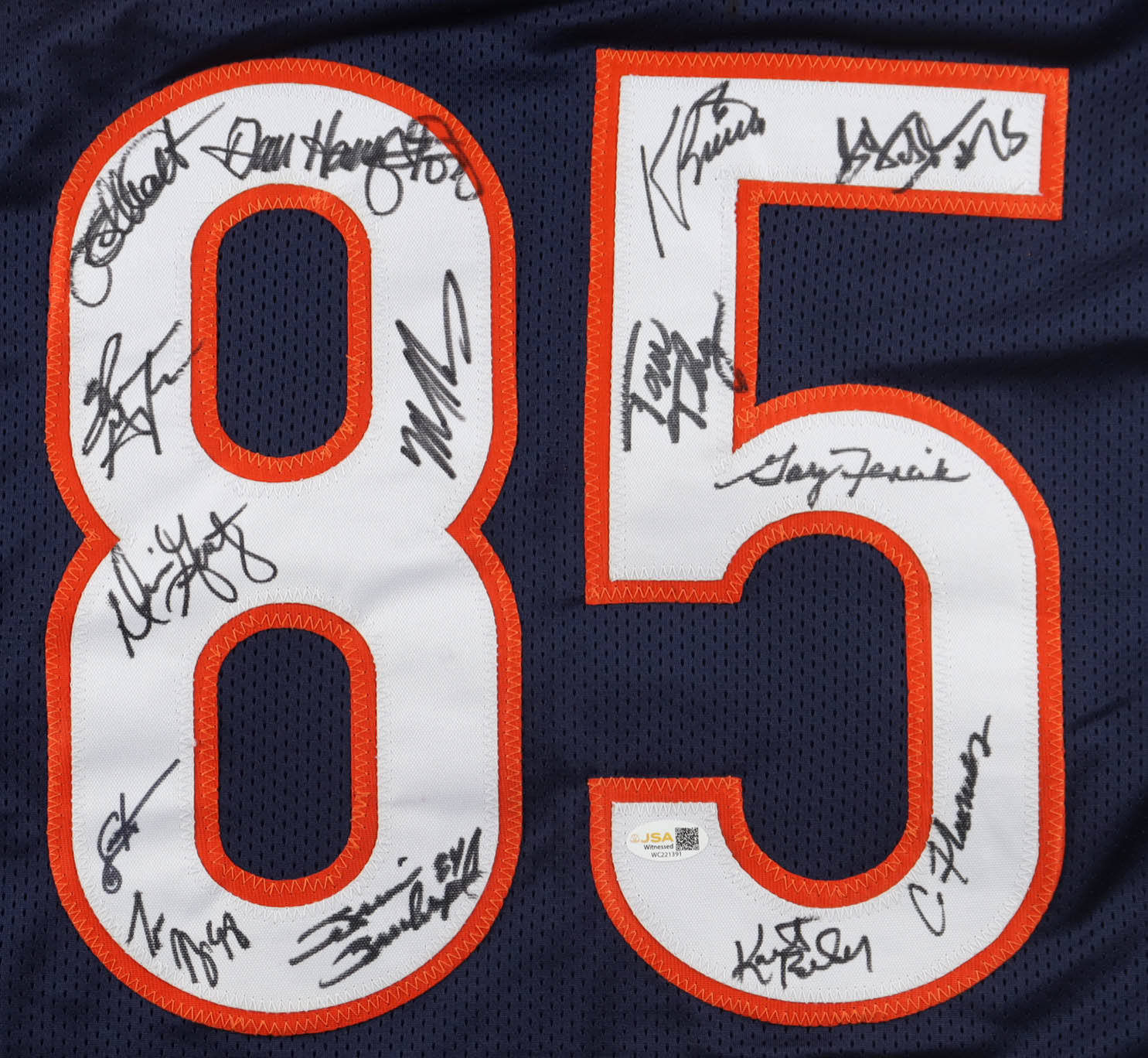 1985 Bears World Champions Highlights Jersey Team-Signed by (14) with Mike Singletary, Willlie Gault, Shaun Gayle, Stefan Humphries (JSA) at PristineAuction.com 1985 Bears World Champions Highlights Jersey Team-Signed by (14) with Mike Singletary, Willlie Gault, Shaun Gayle, Stefan Humphries (JSA) at PristineAuction.com